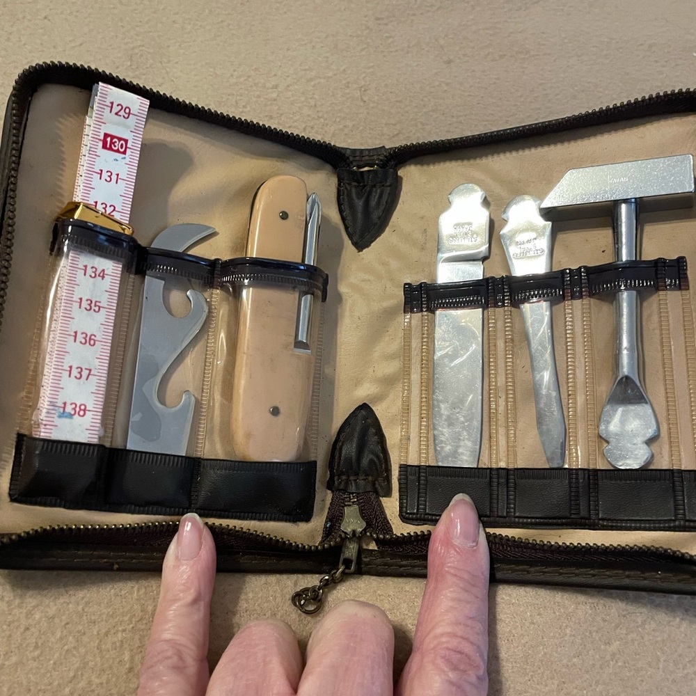 Antique Leather case, Tool Kit nwot